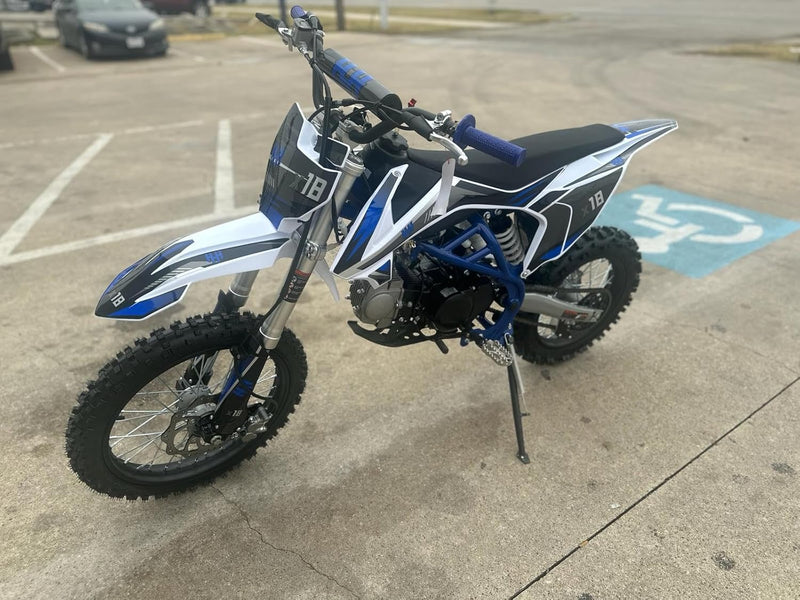 HHH X18 125cc Dirt Bike | Manual Clutch 4-Speed | Electric Start | 17/14 Wheels