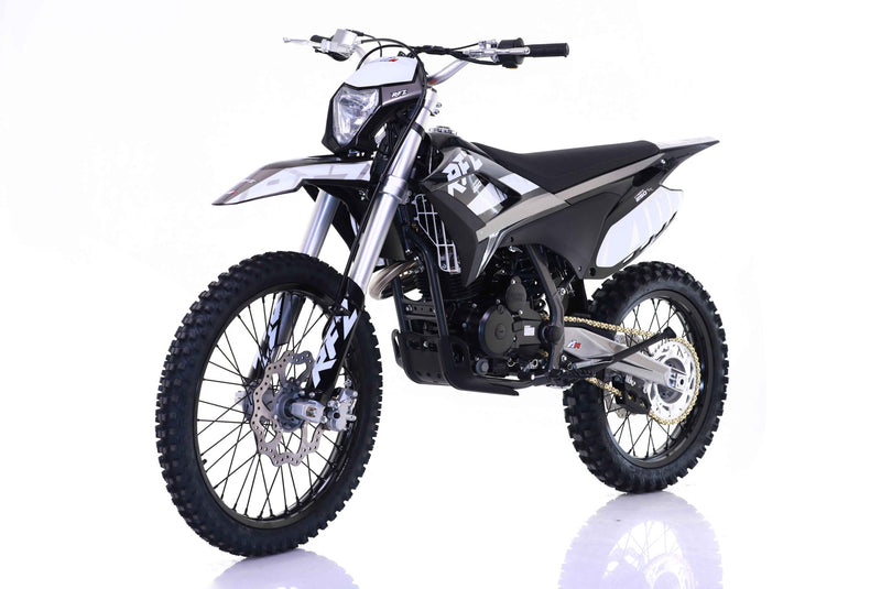 Apollo Thunder DLX RFN 250cc Dirt Bike | Manual Clutch 5-Speed | Off-Road