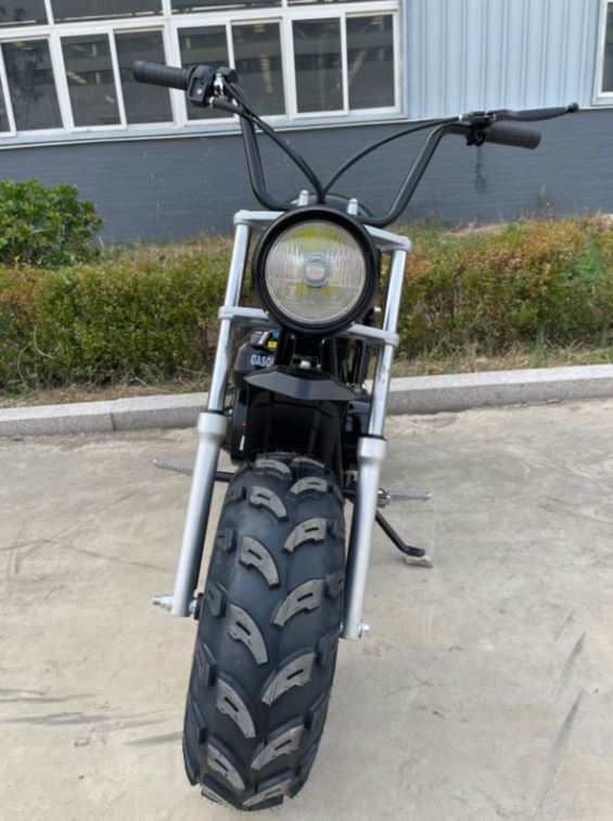 Vitacci Mudstar 200 Off-Road Motorcycle | 196cc Pull-Start Dirt Bike